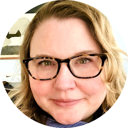portrait of Robyn Linde